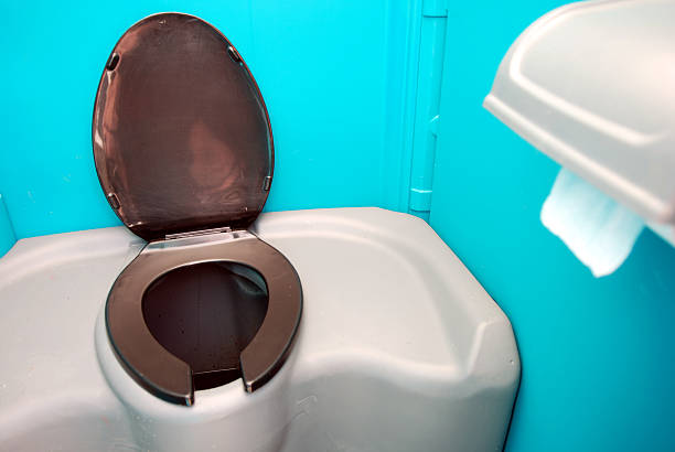 Portable Toilet Options We Offer in Parkway, CA
